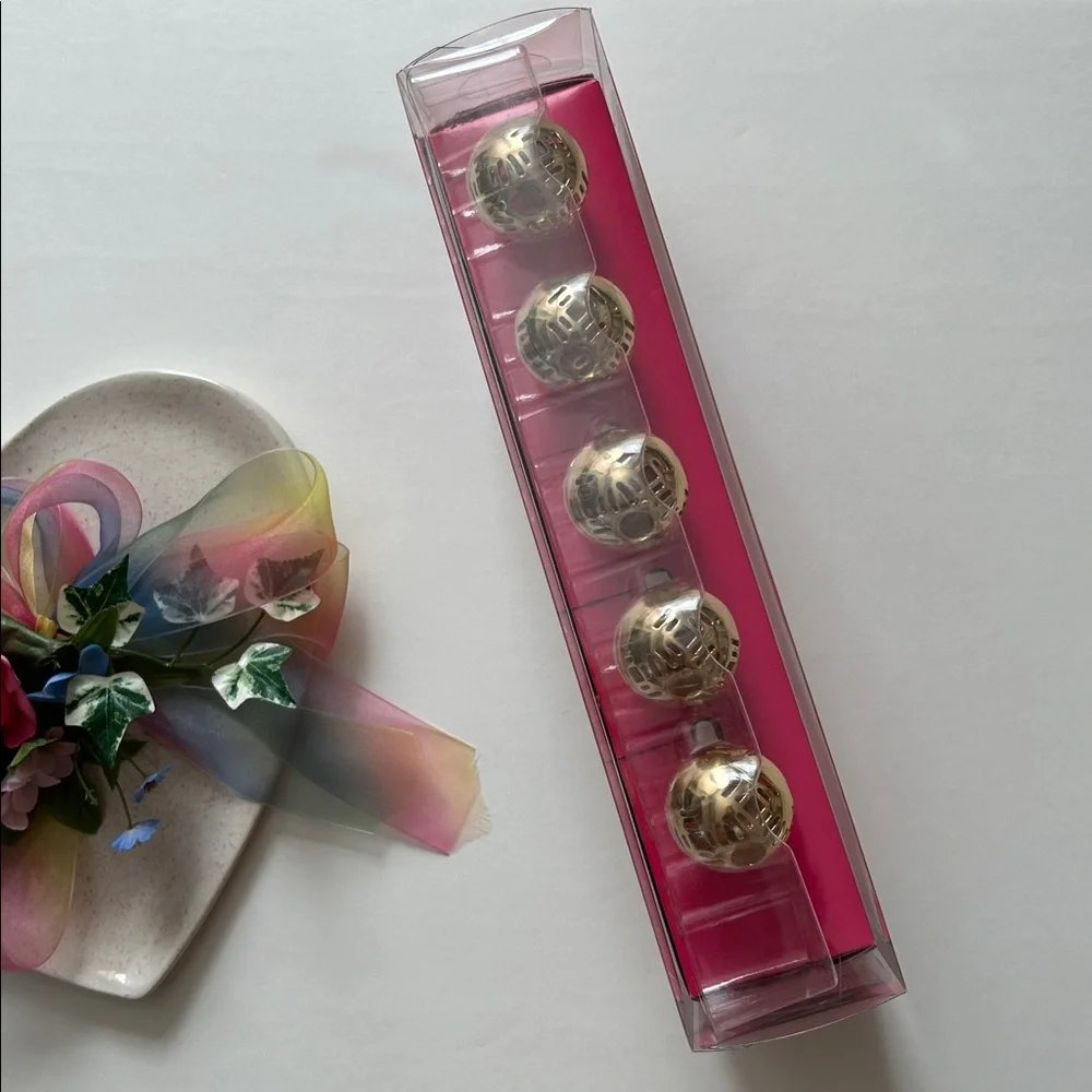 Lilly Pulitzer Indoor Outdoor Orb String Lights in Gold New